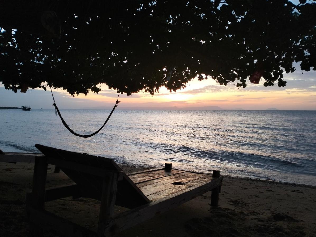 Fat Rabbit Beach Resort Kep Dış mekan fotoğraf